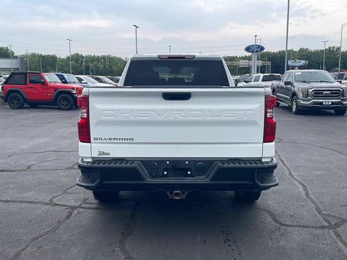 Used 2025 Chevrolet Silverado 1500 W/T w/ WT Value Package AWD/4WD image 4