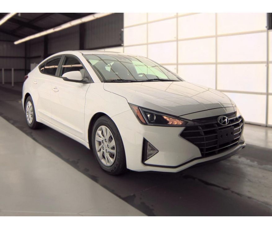 Used 2020 Hyundai Elantra SE w/ Cargo Package (C1) FWD image 4