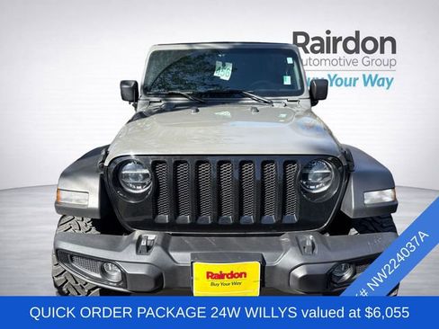 Used 2022 Jeep Wrangler Unlimited Sport image 2