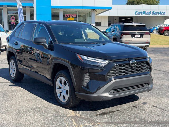Used 2025 Toyota RAV4 LE AWD/4WD image 15