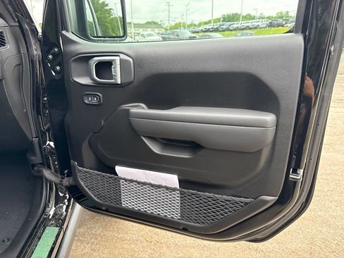New 2026 Jeep Wrangler Unlimited Sport AWD/4WD image 26