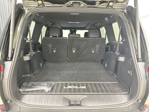 Used 2025 Lexus GX 550 w/ Accessory Package (2T) AWD/4WD image 31