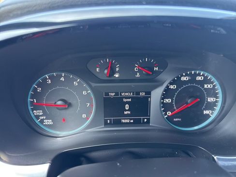 Used 2023 Chevrolet Traverse LT FWD image 18
