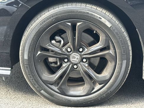 Used 2023 Honda Accord EX image 18