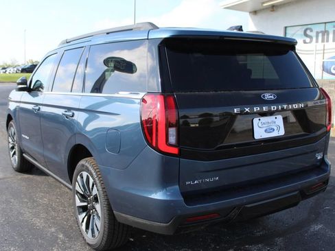 New 2027 Ford Expedition Platinum w/ Driver's Package AWD/4WD image 3