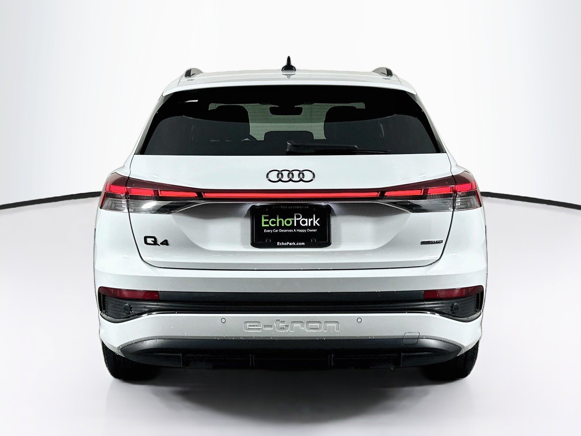 Used 2024 Audi Q4 e-tron Premium Plus AWD/4WD image 7