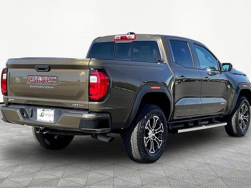 Used 2023 GMC Canyon AT4 AWD/4WD image 5