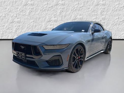 Used 2025 Ford Mustang GT Premium image 7