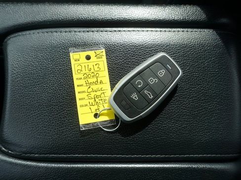 Used 2020 Honda Civic Sport image 27