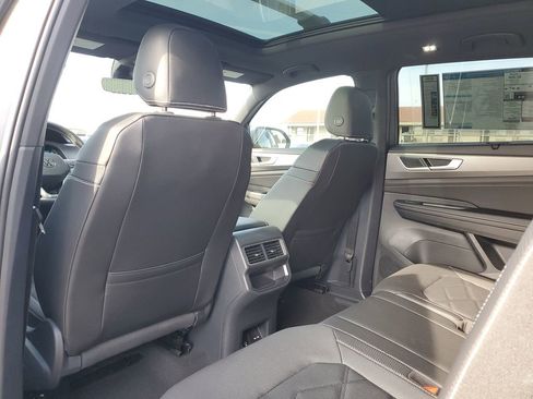 New 2026 Volkswagen Atlas Cross Sport SE FWD image 12