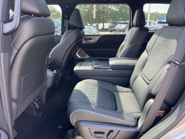 New 2026 INFINITI QX80 Autograph w/ Premium Cargo Package AWD/4WD image 9