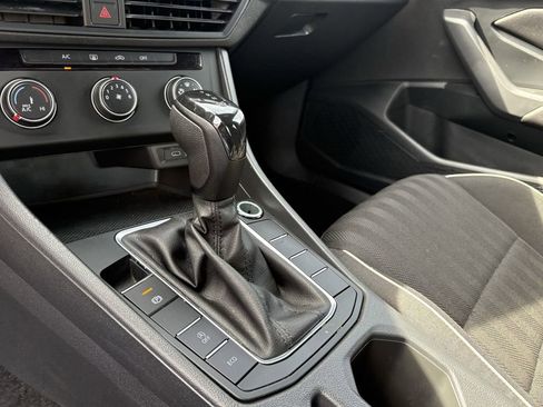 Used 2023 Volkswagen Jetta Sport image 20