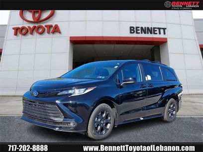 New 2025 Toyota Sienna XLE Woodland Edition