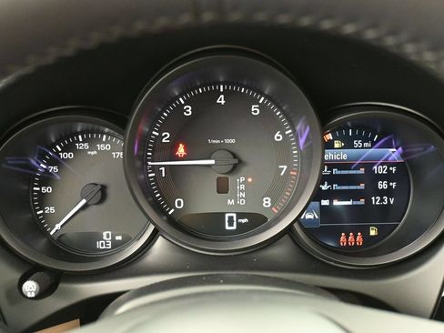 Certified 2026 Porsche Macan AWD/4WD image 19