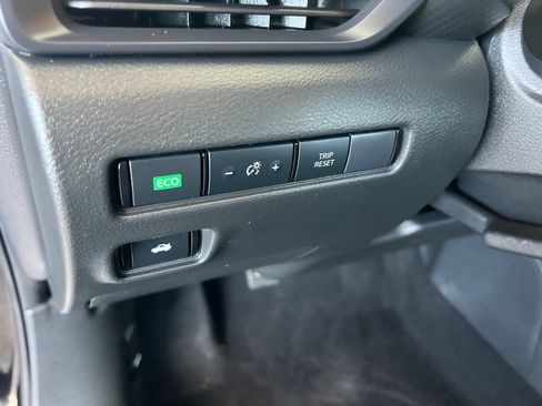 Certified 2023 Nissan Sentra S FWD image 47