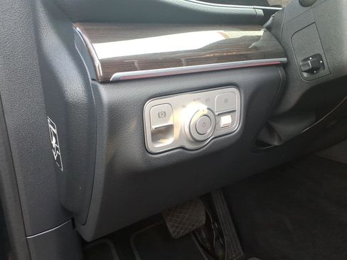 Used 2025 Mercedes-Benz GLE 350 4MATIC image 7