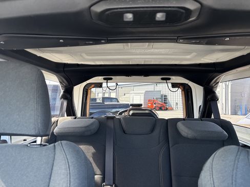 Used 2024 Jeep Wrangler Sport S image 29