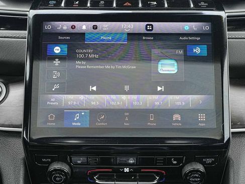 Used 2024 Jeep Grand Cherokee Limited 4xe AWD/4WD image 30