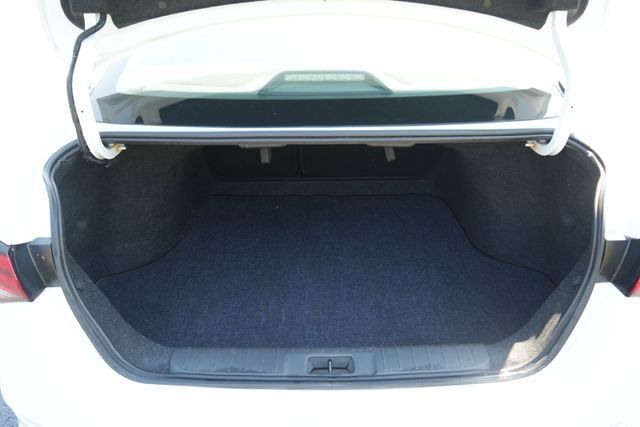 Used 2022 Nissan Sentra SV w/ All-Weather Package FWD image 11