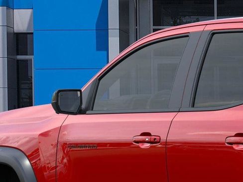 New 2026 Chevrolet Colorado ZR2 w/ Technology Package image 13