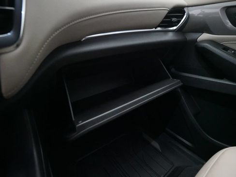 Used 2023 Chevrolet Traverse LT w/ LPO, Floor Liner Package AWD/4WD image 30