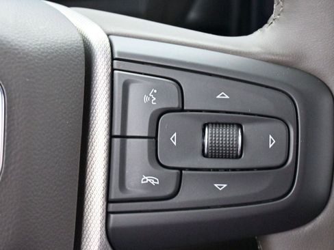 Used 2024 GMC Sierra 2500 Denali w/ Denali Reserve Package image 18