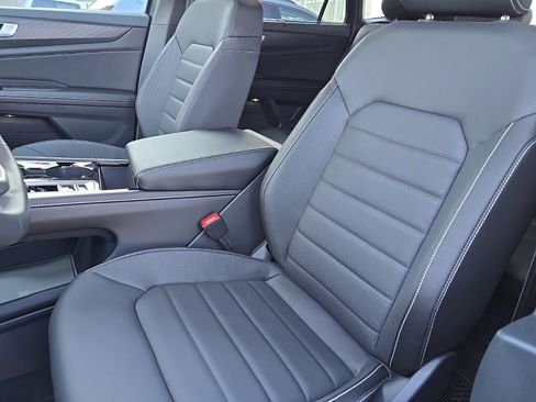 New 2026 Volkswagen Atlas Cross Sport SEL AWD/4WD image 15