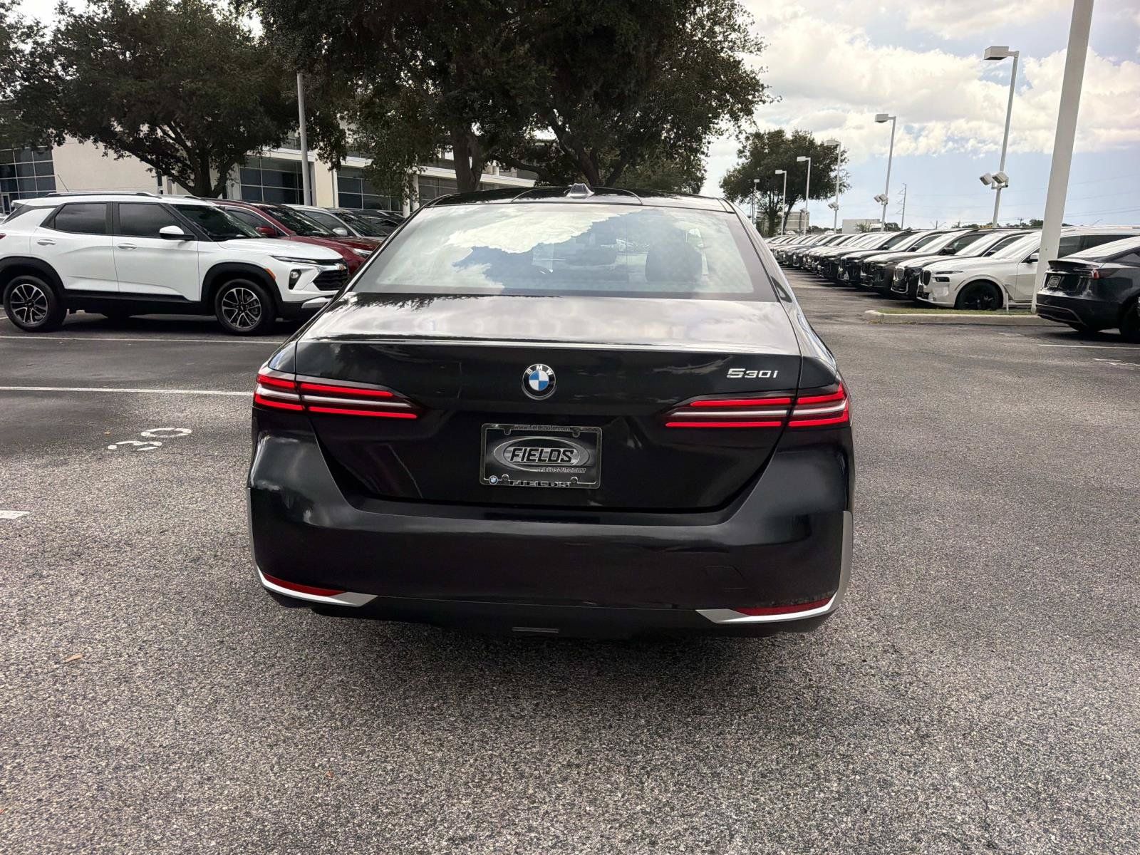 Used 2025 BMW 530i RWD image 5