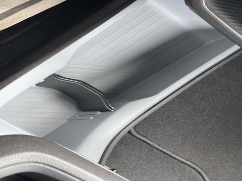 New 2027 Chevrolet Bolt RS w/ Technology Package FWD image 23