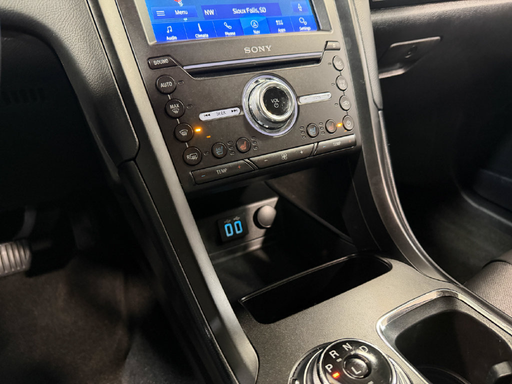 Used 2020 Ford Fusion Energi Titanium FWD image 84