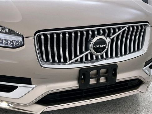 Used 2023 Volvo XC90 B6 Plus w/ Protection Package Premier image 38