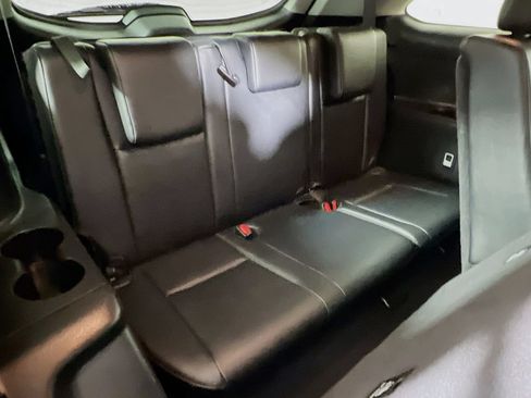 Certified 2019 Toyota Highlander XLE AWD/4WD image 23