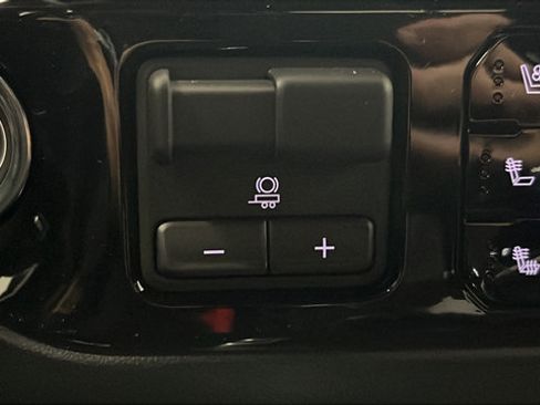 New 2026 Chevrolet Silverado 2500 High Country w/ High Country Premium Package AWD/4WD image 47