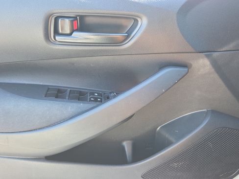 Used 2024 Toyota Corolla LE FWD image 16