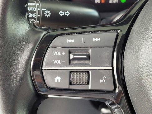 Used 2025 Honda CR-V EX-L image 31