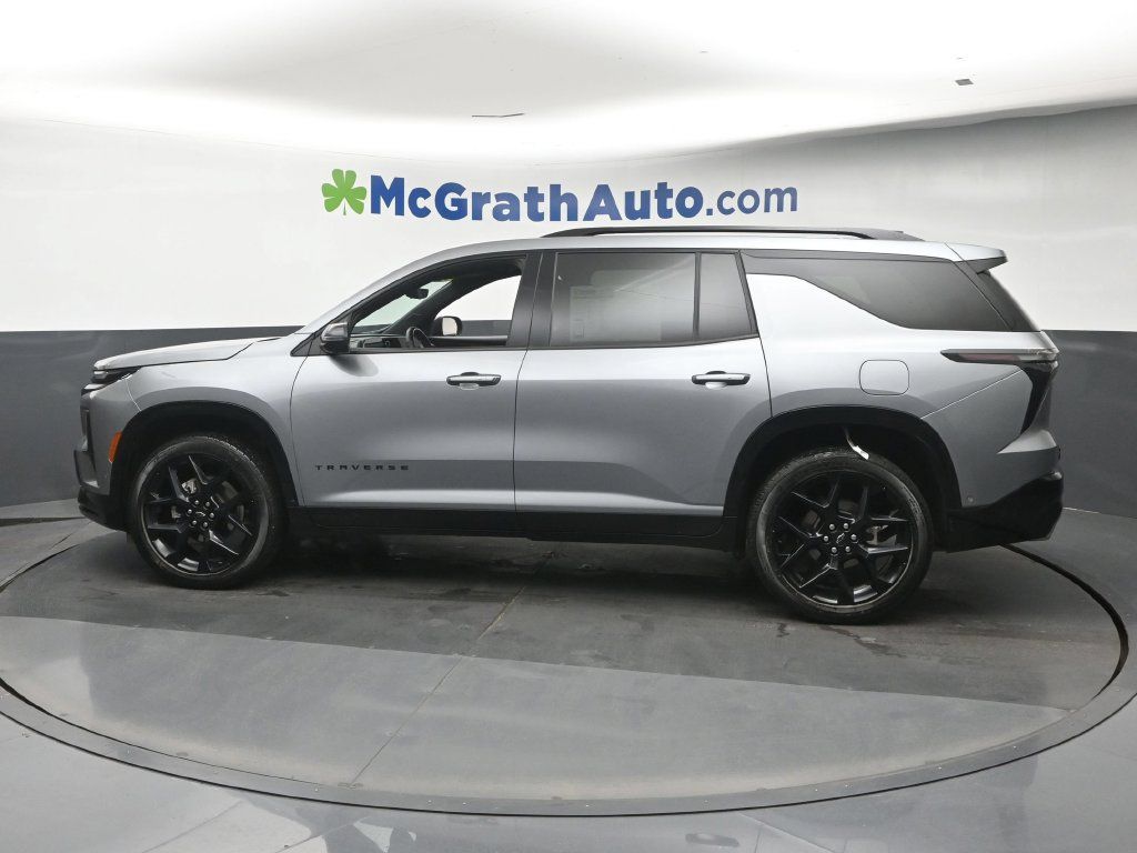 Used 2025 Chevrolet Traverse RS w/ LPO, Floor Liner Package AWD/4WD image 24