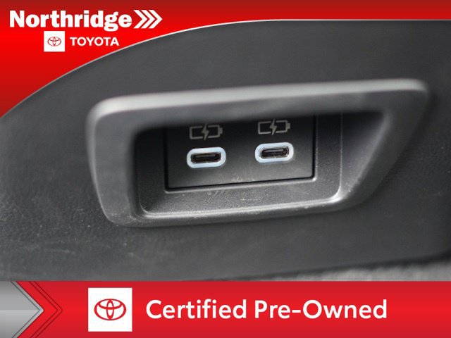 Certified 2025 Toyota Corolla Cross LE FWD image 33