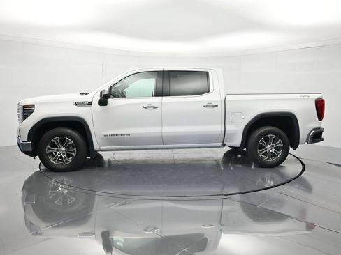 Certified 2024 GMC Sierra 1500 SLT AWD/4WD image 8