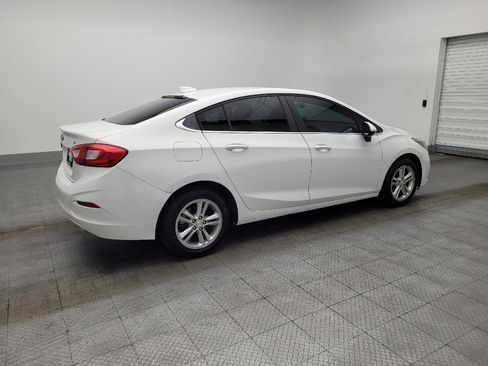 Used 2018 Chevrolet Cruze LT image 10