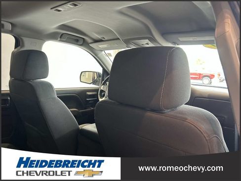 Used 2019 GMC Sierra 1500 SLE w/ SLE Value Package AWD/4WD image 32