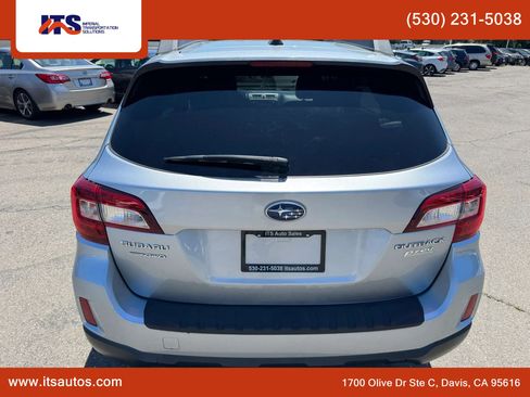 Used 2017 Subaru Outback 2.5i Premium AWD/4WD image 4