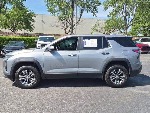 Certified 2025 Chevrolet Equinox LT w/ Safety and Technology Package FWD image 7