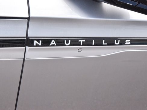 New 2026 Lincoln Nautilus Reserve AWD/4WD image 71