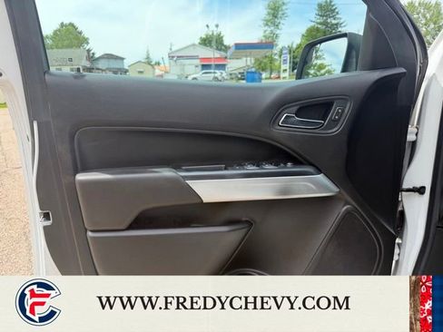 Used 2017 Chevrolet Colorado LT w/ LT Convenience Package AWD/4WD image 22