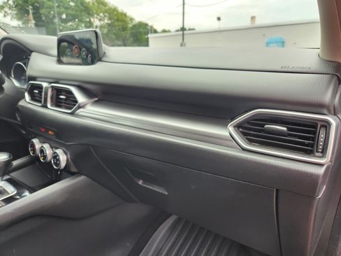 Used 2019 MAZDA CX-5 Sport FWD image 16