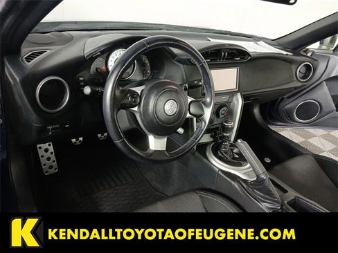 Used 2018 Toyota 86 image 9