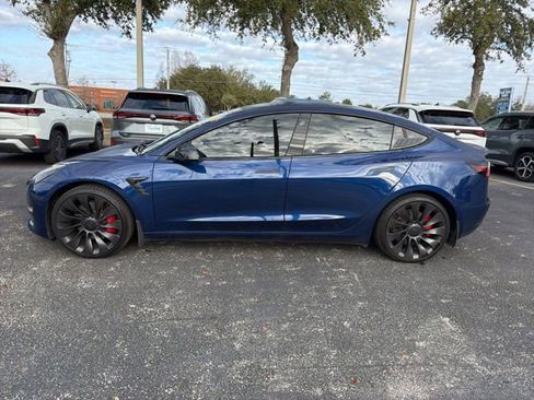 Used 2023 Tesla Model 3 Performance image 3