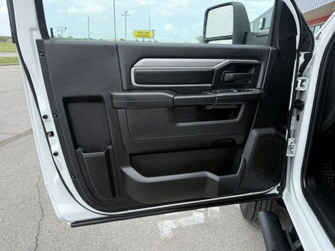 Used 2024 RAM 4500 Tradesman RWD image 22