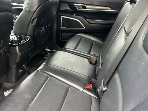 Used 2020 Kia Telluride LX image 5
