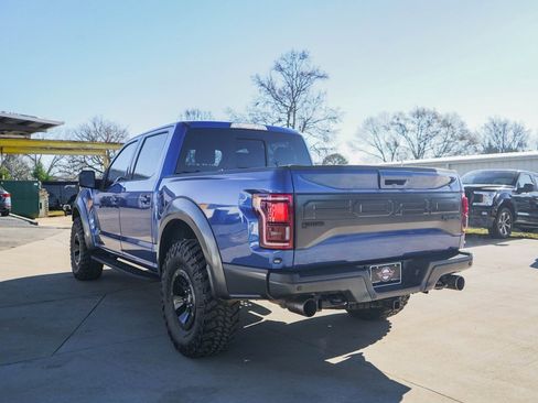 Used 2017 Ford F150 Raptor w/ Equipment Group 802A Luxury image 4